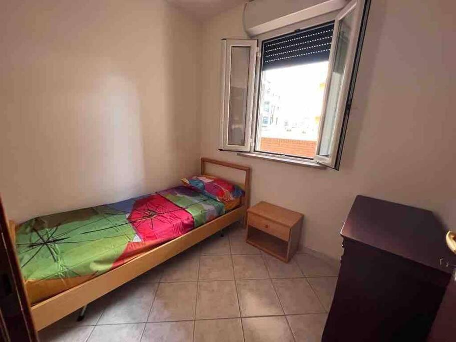 Appartamento Tranquillo Con Patio E Piscina La Caduta Luaran gambar